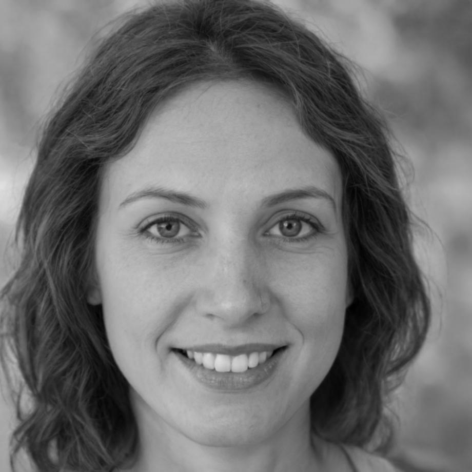 Portrait de Sophie Martin, spécialiste en gestion de portefeuille